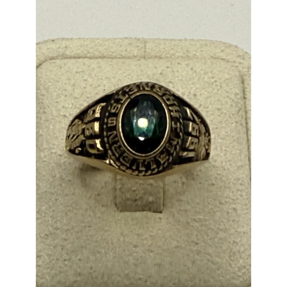 Vintage Class Ring Malvern HS Hornets 1997 Gold Tone Green Stone Size 6.75